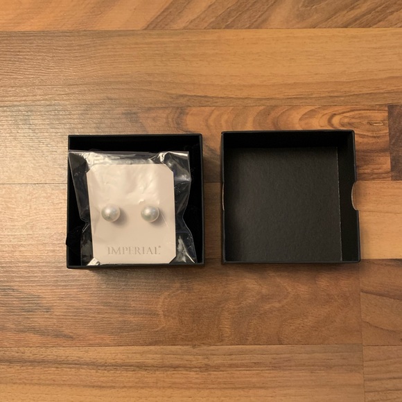 Imperial Pearls Natural Freshwater Pearl Earrings - Picture 6 of 8